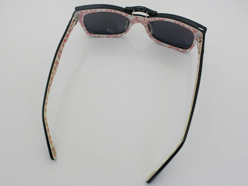 Custom Polarized Clip On Sunglasses For RAYBAN RB5228 (RX5228) 50-17-140 50x17 (Black Color Lenses) - Image 4