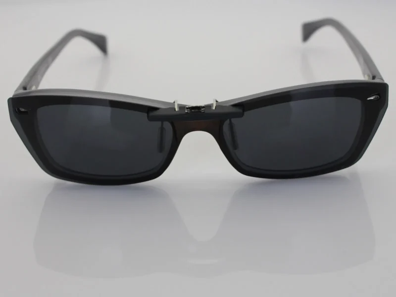 Custom Polarized Clip On Sunglasses For Ray-Ban RB5255 (53mm) 53-16-135 53x16 (Black Color) - Image 3