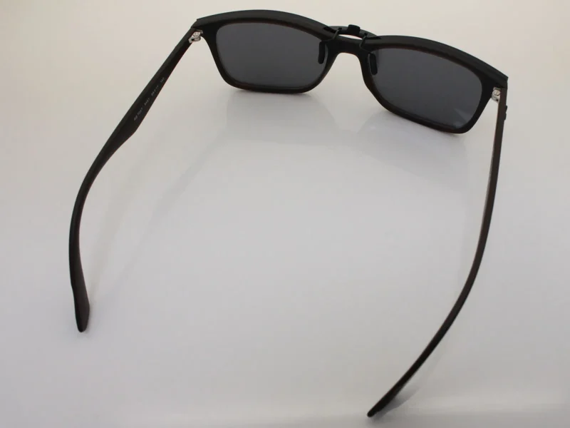 Custom Polarized  Clip On Sunglasses For RayBan RB7047 (56mm) 56-17-145 (Black Color) - Image 4